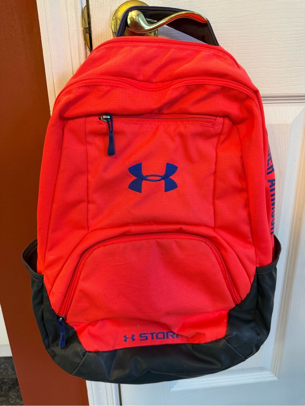 UNDER ARMOUR STORM BACKPACK HOT PINK AND BLUE EUC
